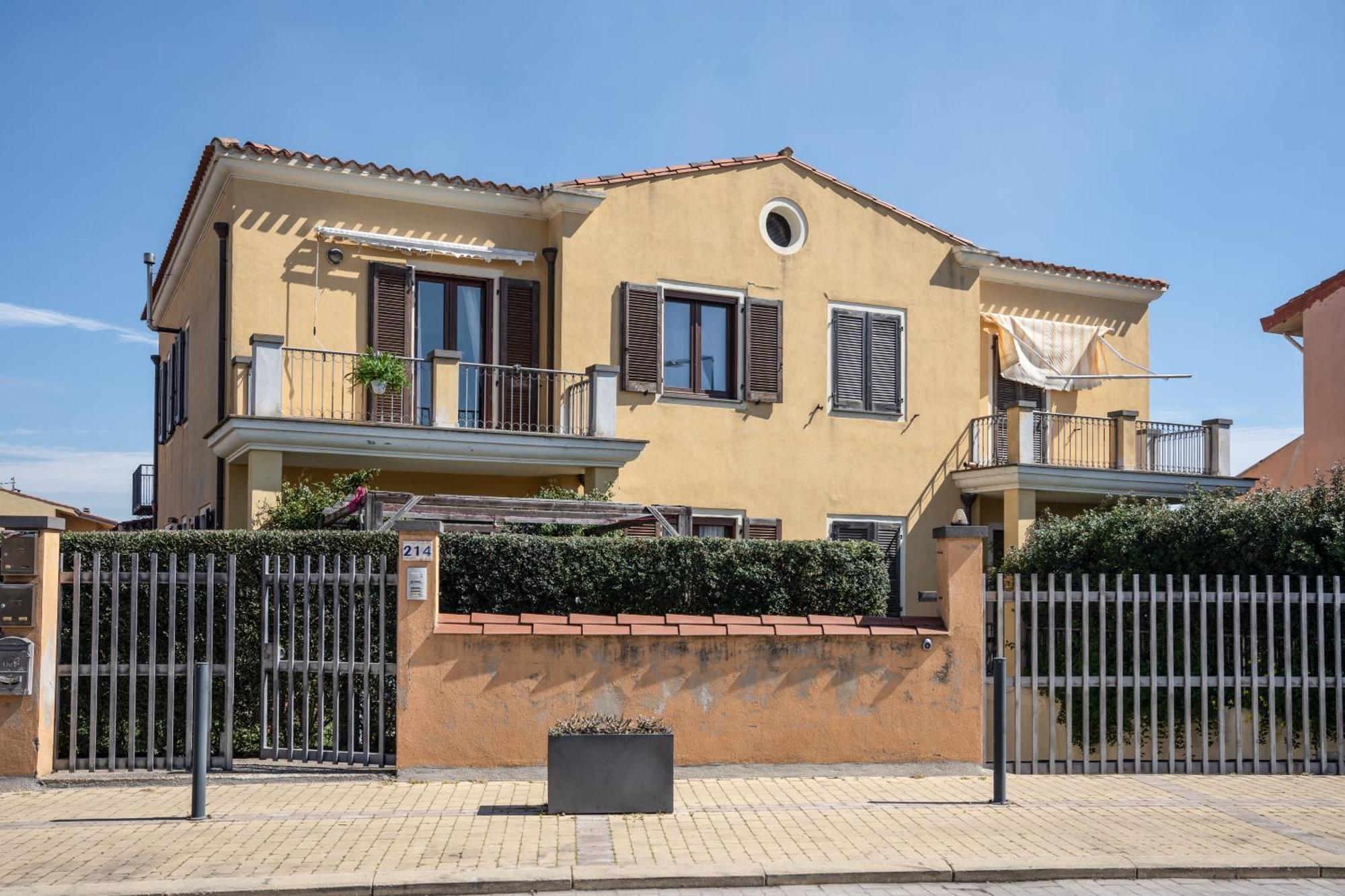 Casa Graziosa Apartment Nurachi Bagian luar foto