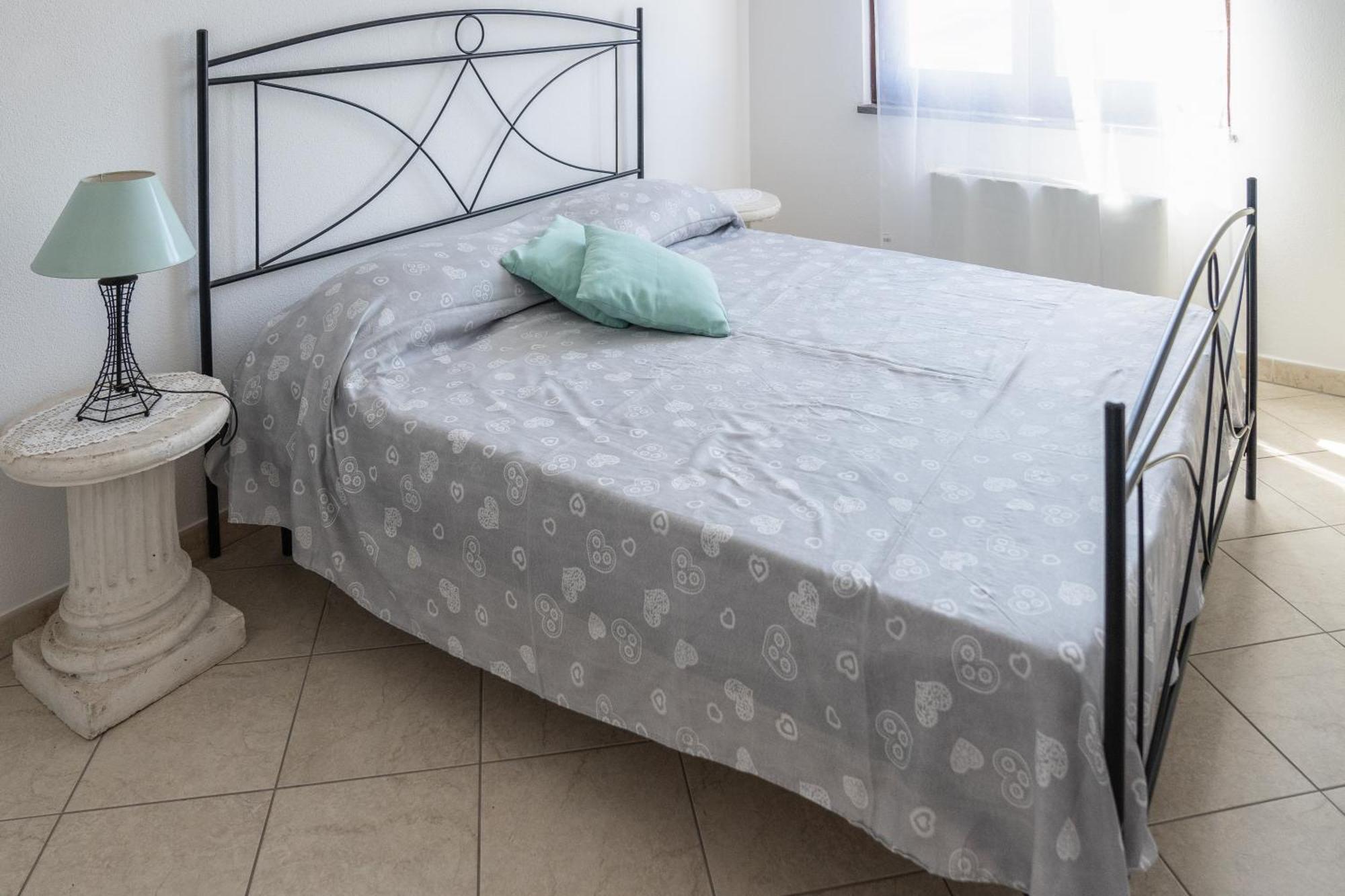 Casa Graziosa Apartment Nurachi Bagian luar foto