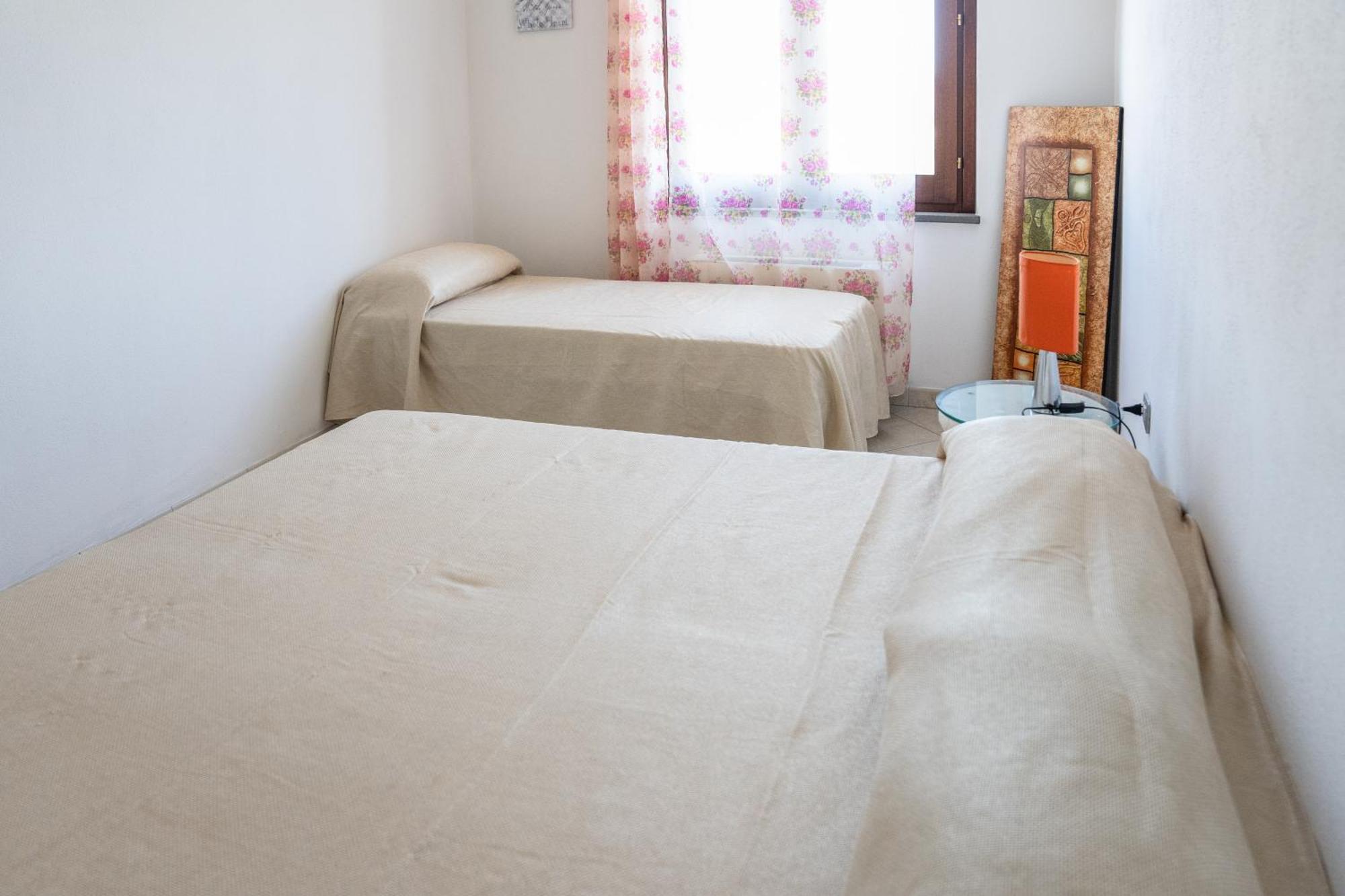 Casa Graziosa Apartment Nurachi Bagian luar foto