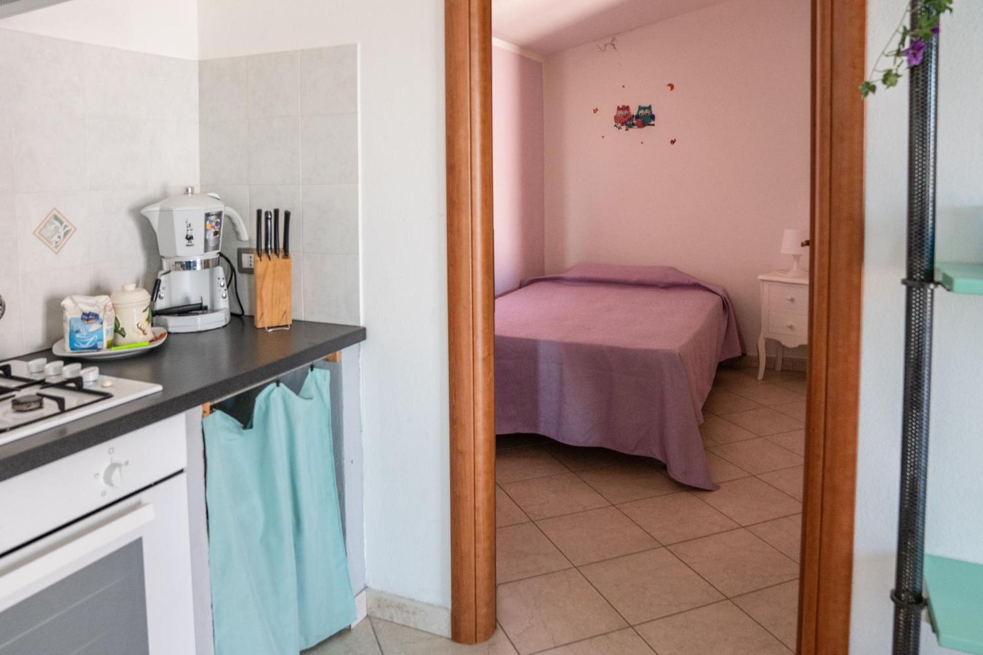 Casa Graziosa Apartment Nurachi Bagian luar foto