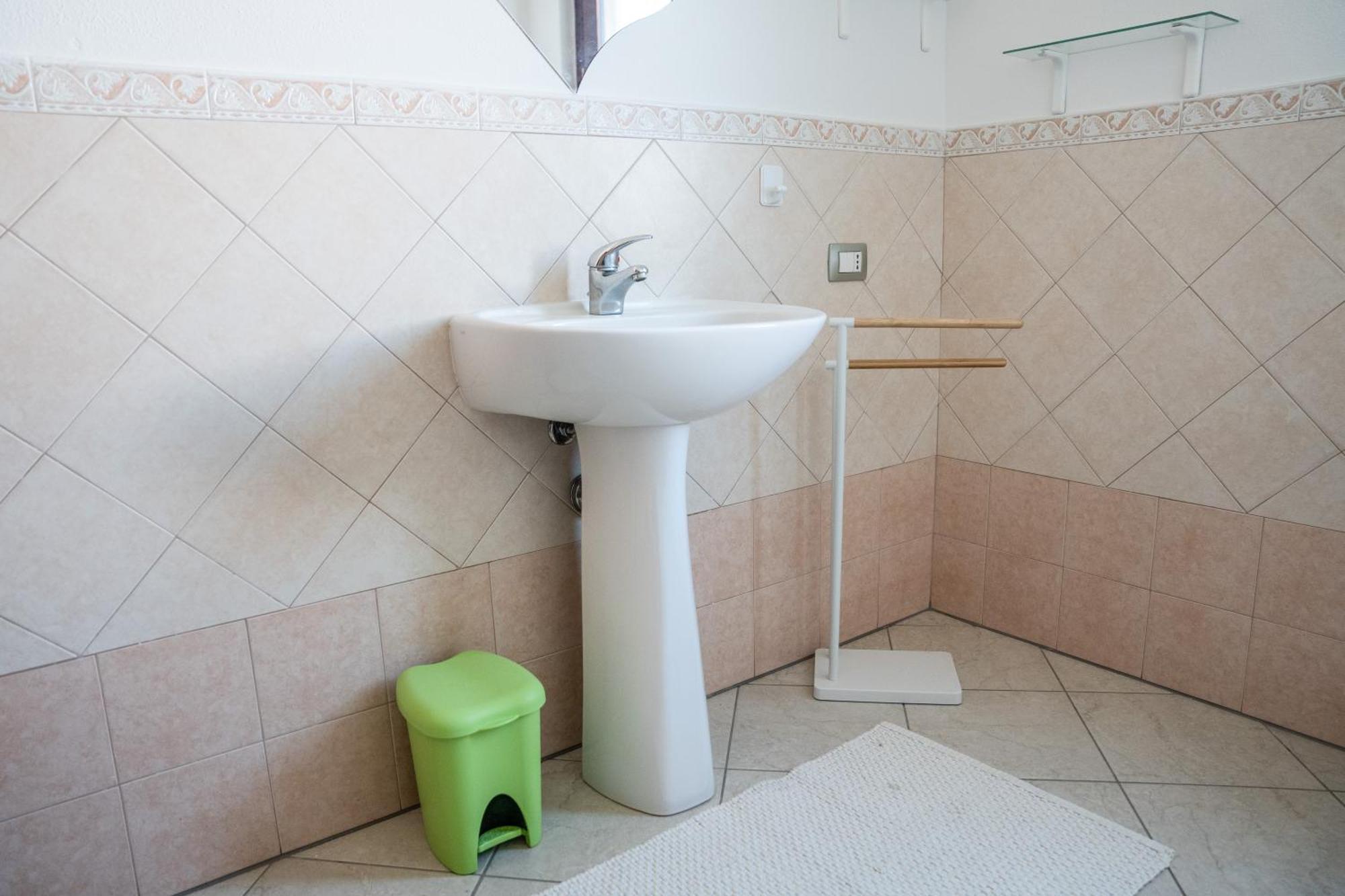 Casa Graziosa Apartment Nurachi Bagian luar foto