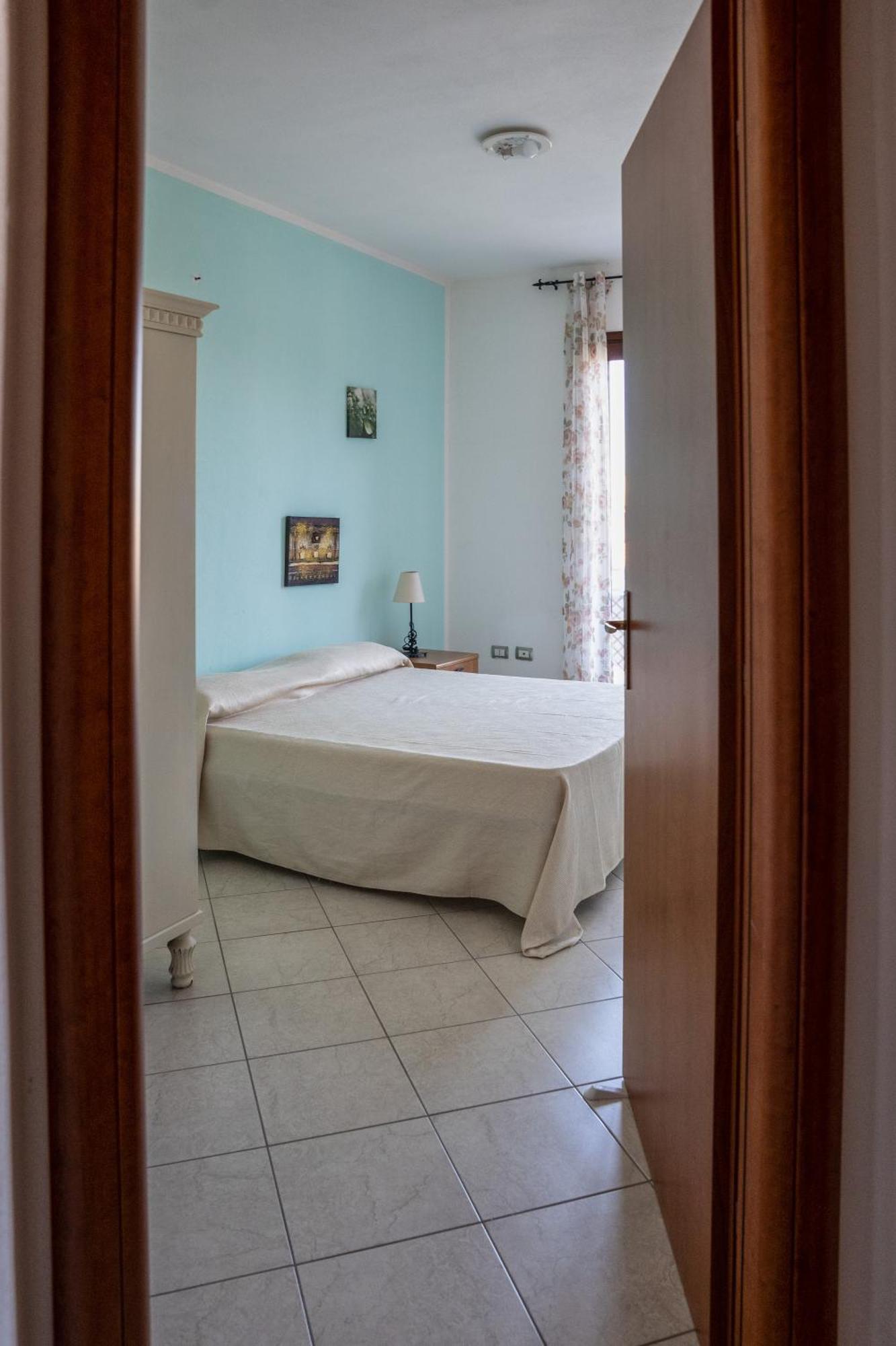 Casa Graziosa Apartment Nurachi Bagian luar foto